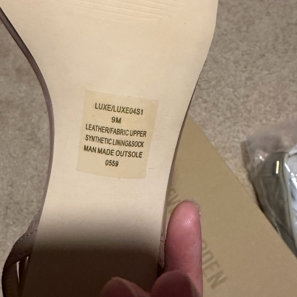 Luxe Women's Cream and Tan Espadrilles - Picture 5 of 5